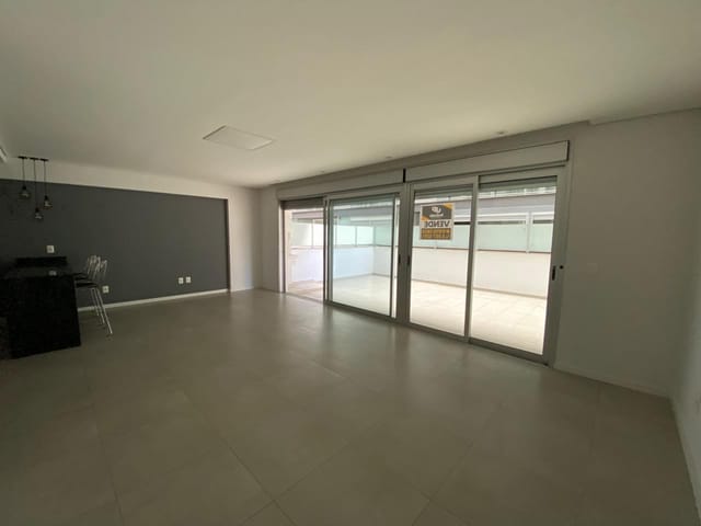 Studio 1 quarto e 1 banheiro, à venda, no bairro Centro em Pelotas