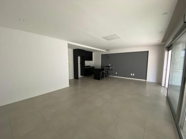 Studio 1 quarto e 1 banheiro, à venda, no bairro Centro em Pelotas