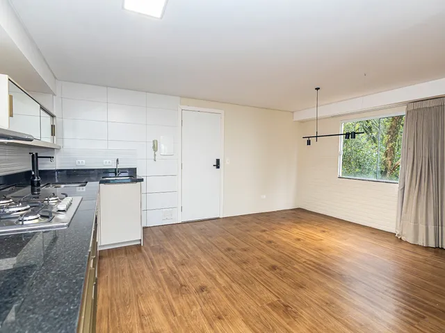 Studio com 94m² 1 quarto e 1 banheiro, à venda, no bairro Campo Comprido em Curitiba