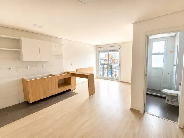 Studio 1 quarto e 1 banheiro, para alugar, no bairro Centro em Pelotas