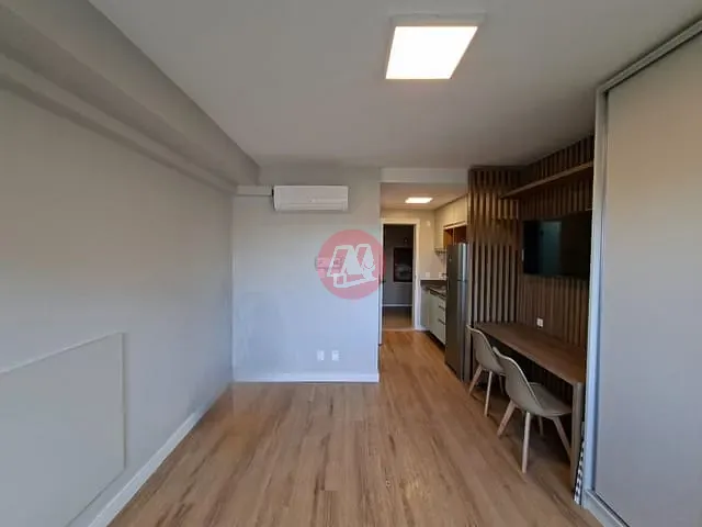 Studio 1 quarto e 1 banheiro, para alugar, no bairro Boa Vista em Porto Alegre