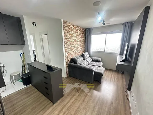 Studio 2 quartos e 1 banheiro, para alugar, no bairro Quarta Parada em São Paulo