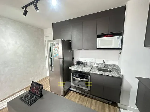 Studio 2 quartos e 1 banheiro, para alugar, no bairro Quarta Parada em São Paulo