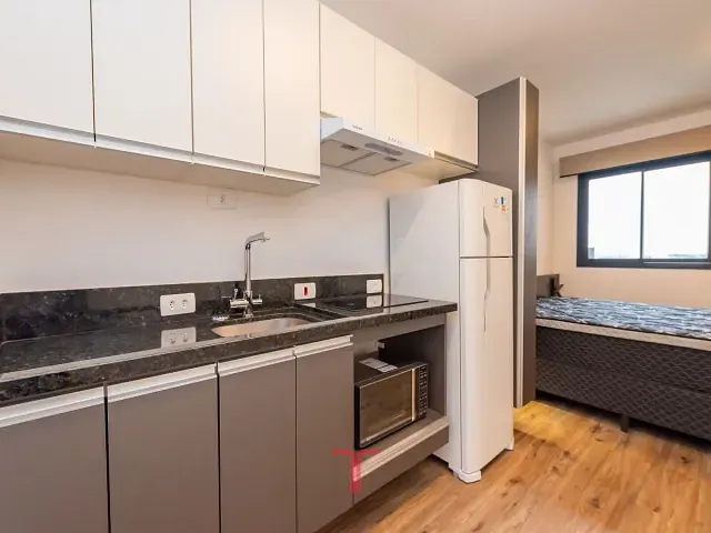 Studio com 28m² 1 quarto e 1 banheiro, para alugar, no bairro Novo Mundo em Curitiba
