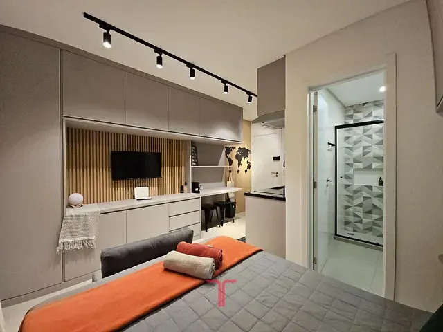 Studio com 40m² 1 quarto e 1 banheiro, à venda, no bairro Centro em Curitiba
