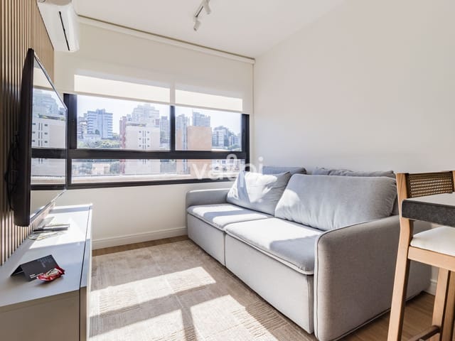 Apartamento com 72m² 2 quartos e 2 banheiros, para alugar, no bairro Rio Branco em Porto Alegre