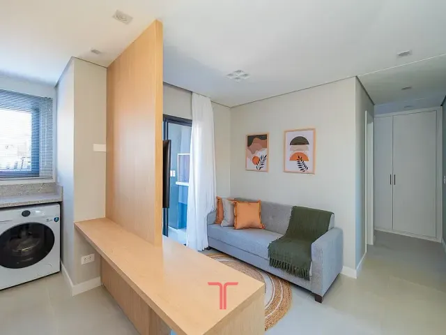 Studio com 45m² 1 quarto e 1 banheiro, à venda, no bairro Capão Raso em Curitiba