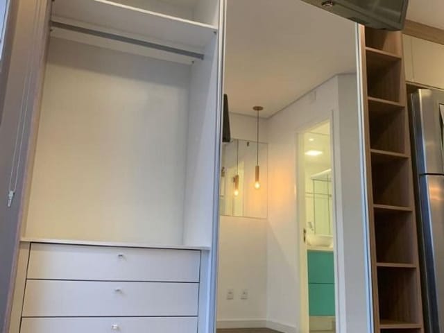 Studio com 28m² 1 quarto e 1 banheiro, à venda, no bairro Centro Histórico de São Paulo em São Paulo