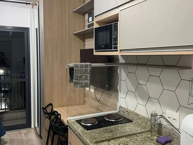 Studio 1 quarto e 1 banheiro, para alugar, no bairro Jardim das Acácias em São Paulo
