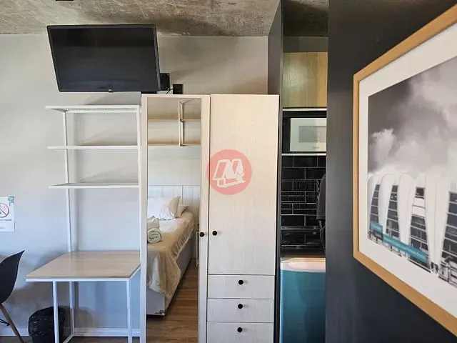 Studio 1 quarto e 1 banheiro, para alugar, no bairro Santa Cecília em Porto Alegre