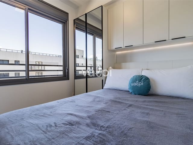 Studio com 40m² 1 quarto e 1 banheiro, para alugar, no bairro Centro Histórico em Porto Alegre