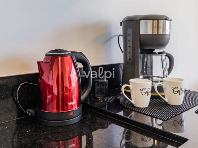 Studio com 40m² 1 quarto e 1 banheiro, para alugar, no bairro Centro Histórico em Porto Alegre