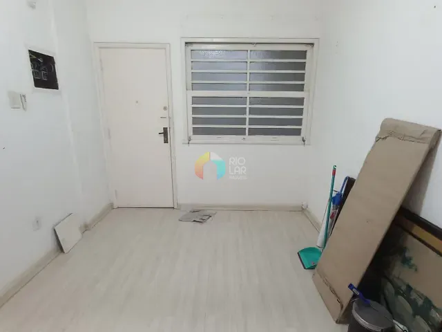 Studio com 28m², à venda, no bairro Copacabana em Rio de Janeiro