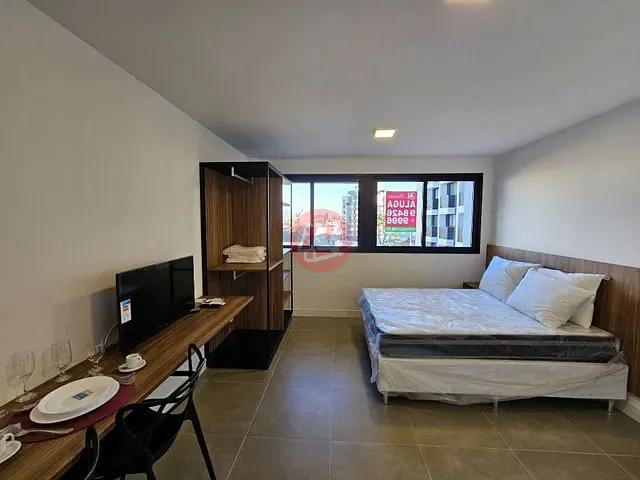 Studio 1 quarto e 1 banheiro, para alugar, no bairro Rio Branco em Porto Alegre