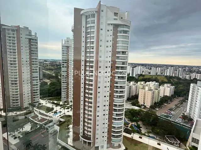 Studio 1 quarto e 1 banheiro, à venda, no bairro Parque Campolim em Sorocaba