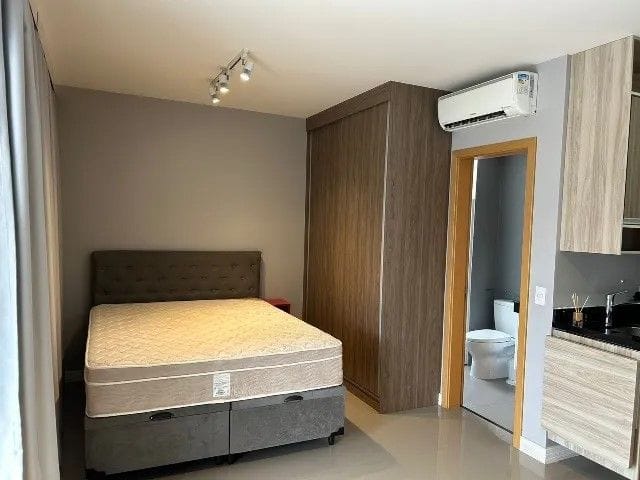 Studio à venda, no bairro Pinheiros em São Paulo