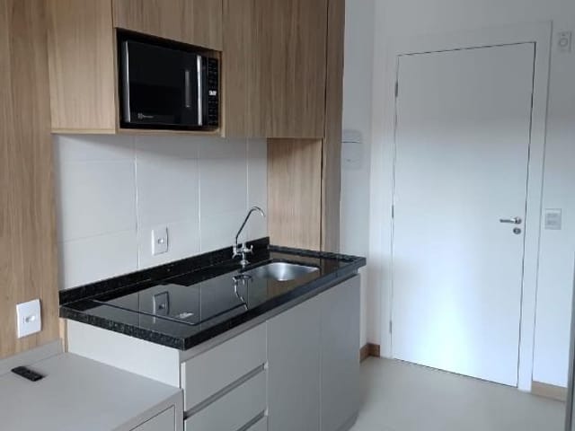 Studio à venda ou para alugar, no bairro Pinheiros em São Paulo