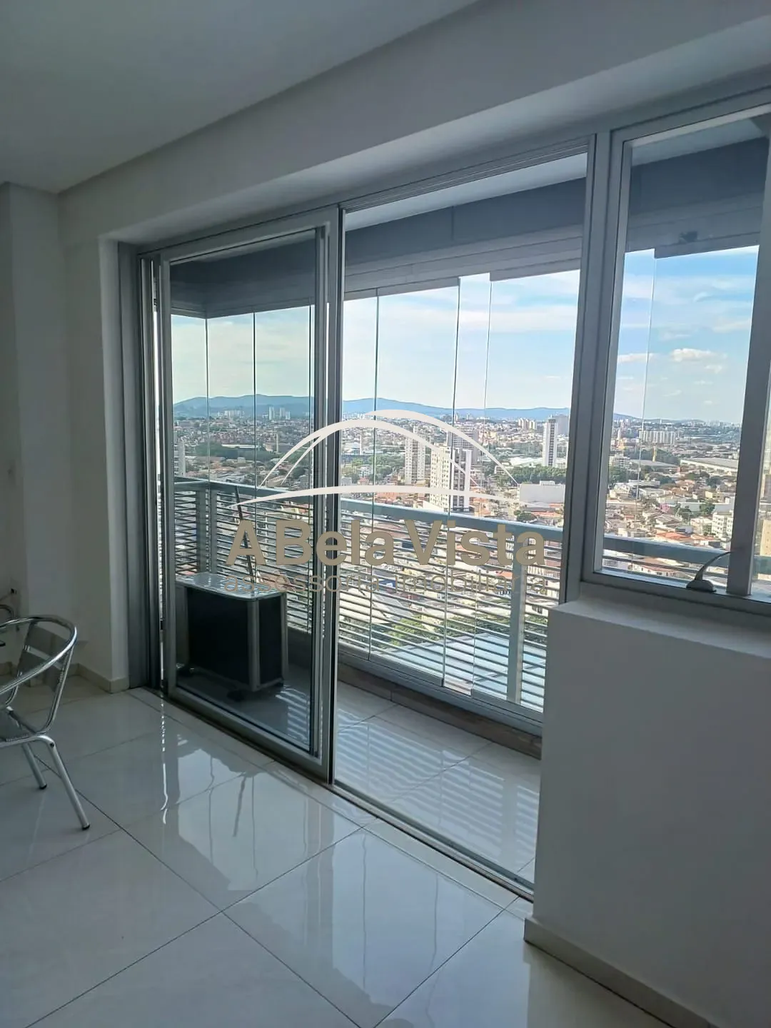 Apartamento, 1 quarto, 32 m² - Foto 2