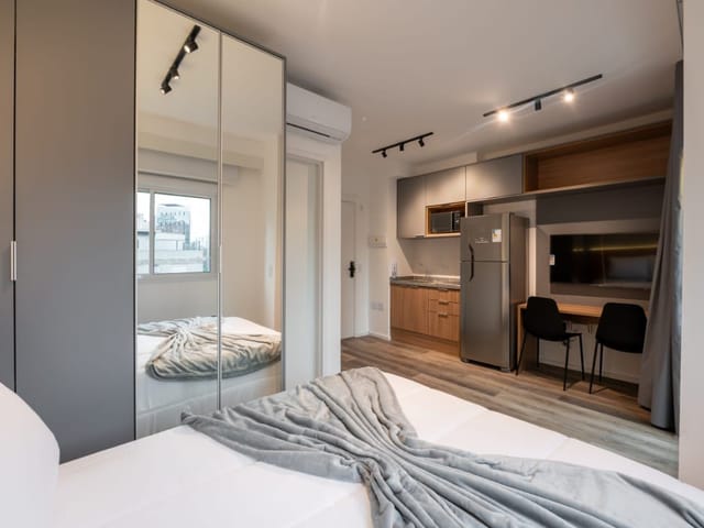 Studio com 24m² 1 quarto e 1 banheiro, à venda ou para alugar, no bairro Vila Olímpia em São Paulo