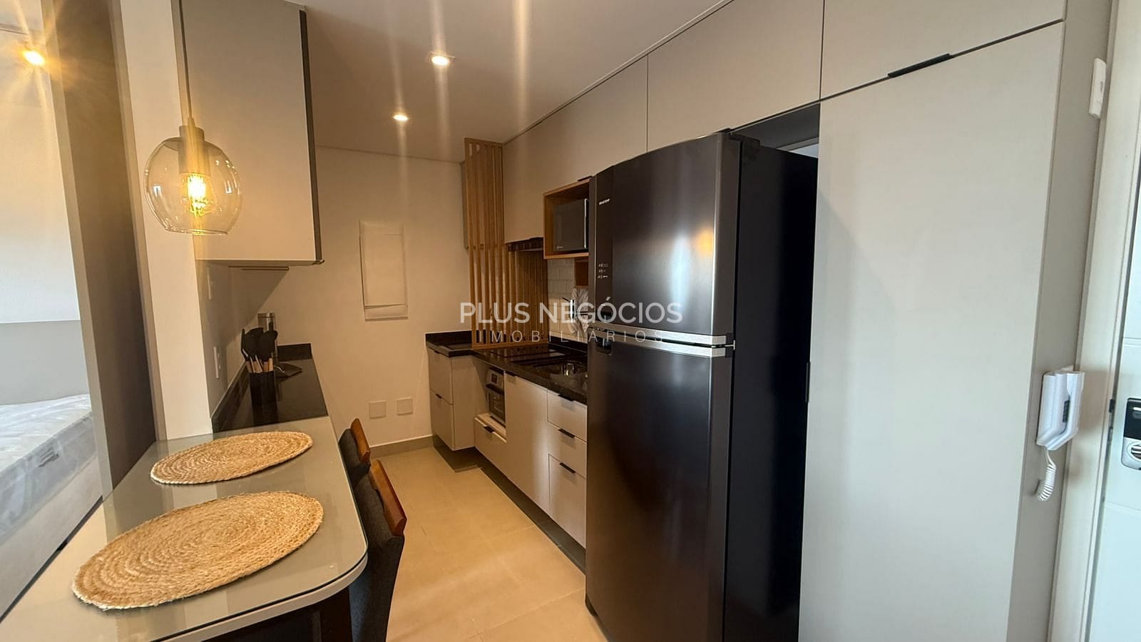 Apartamento para alugar com 1 quarto, 47m² - Foto 23