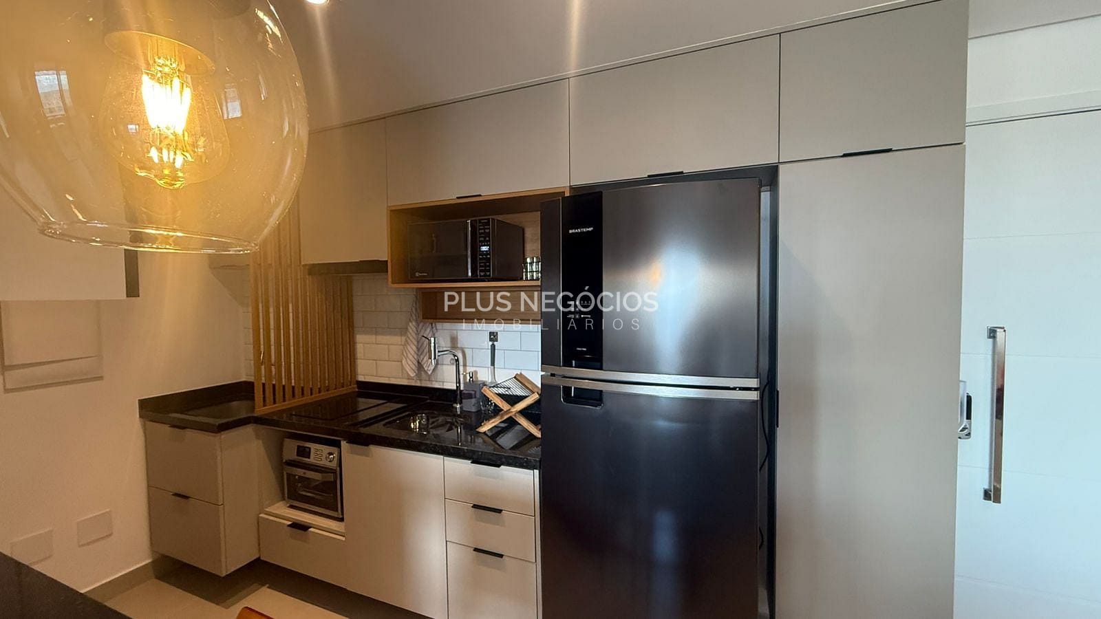 Apartamento para alugar com 1 quarto, 47m² - Foto 2