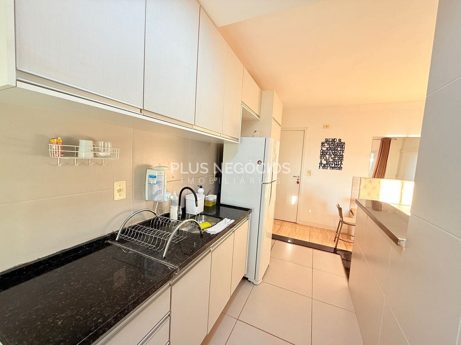 Apartamento para alugar com 1 quarto, 44m² - Foto 8