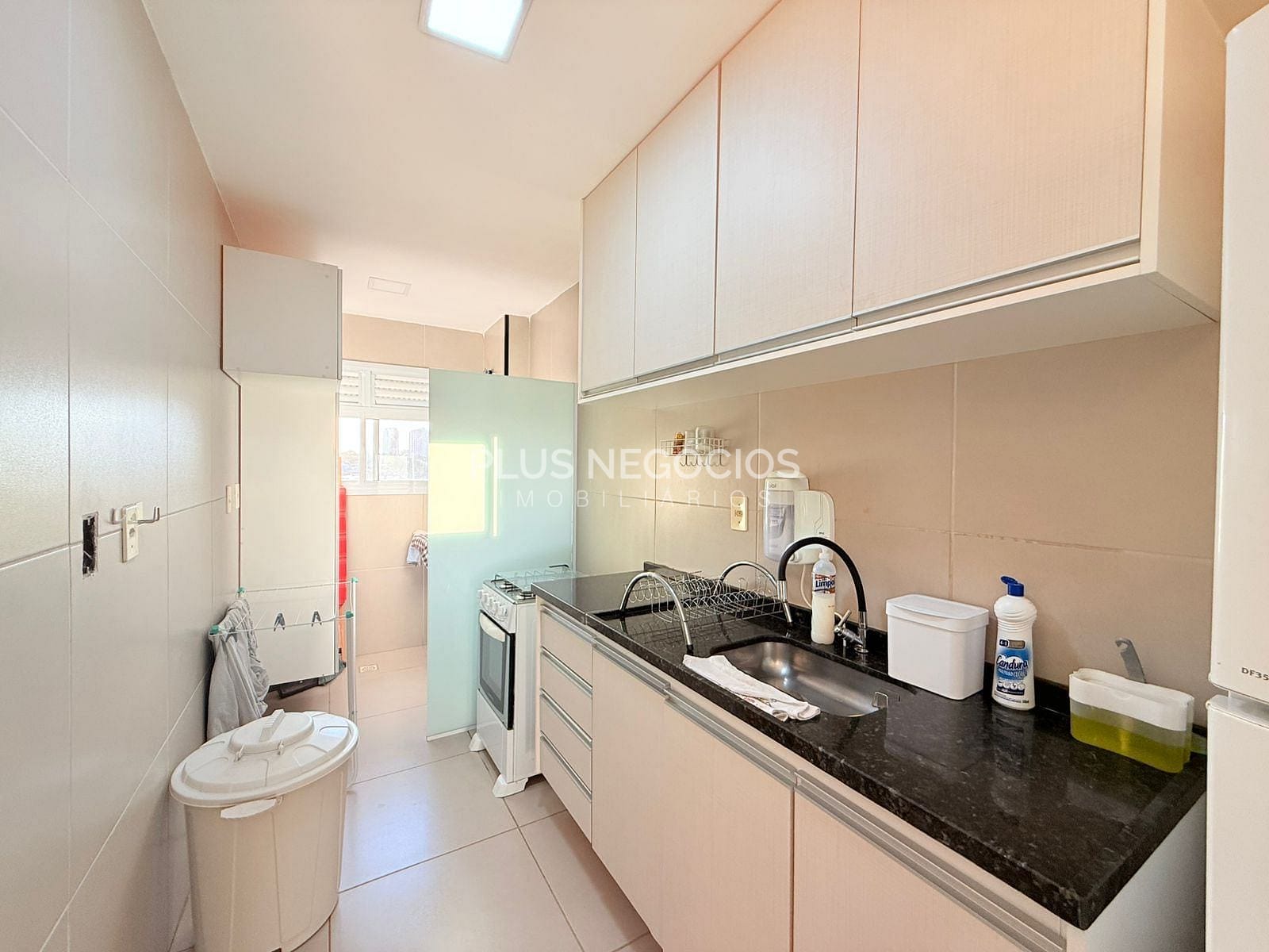 Apartamento para alugar com 1 quarto, 44m² - Foto 10