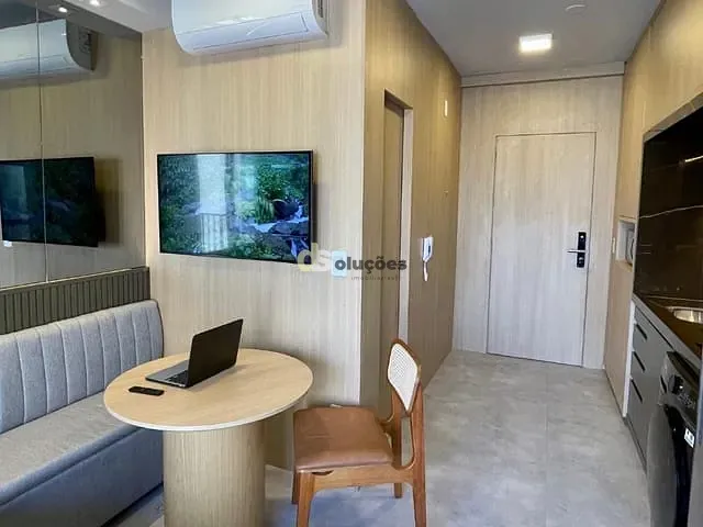 Studio 1 quarto e 2 banheiros, à venda, no bairro Vila Nova Conceição em São Paulo