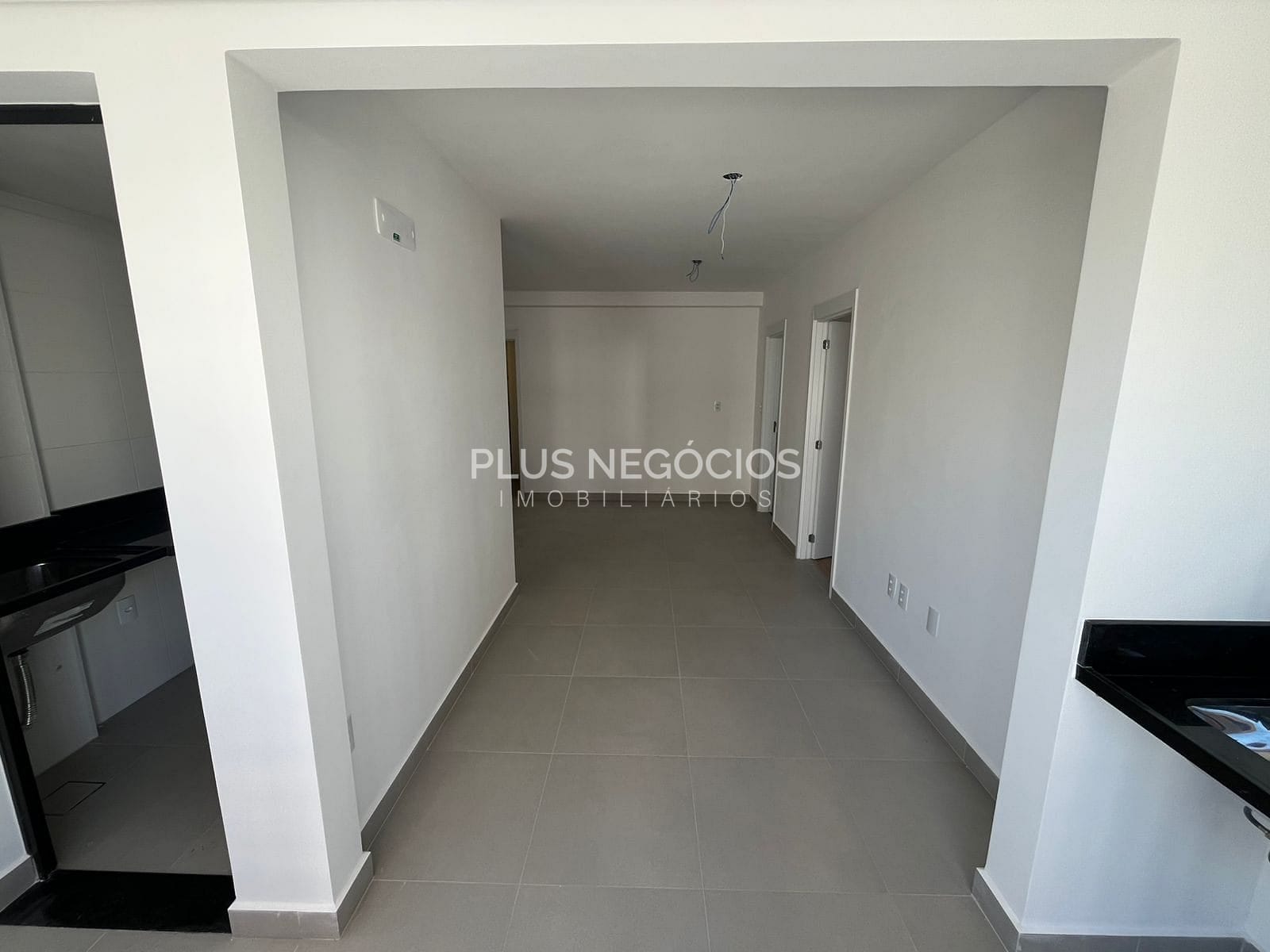 Apartamento à venda com 1 quarto, 44m² - Foto 10