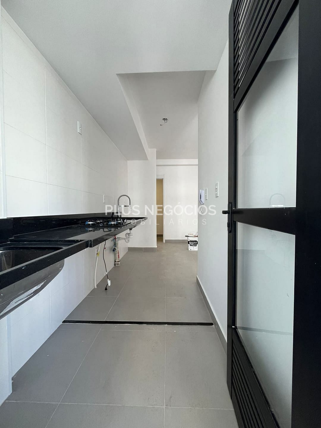 Apartamento à venda com 1 quarto, 44m² - Foto 16