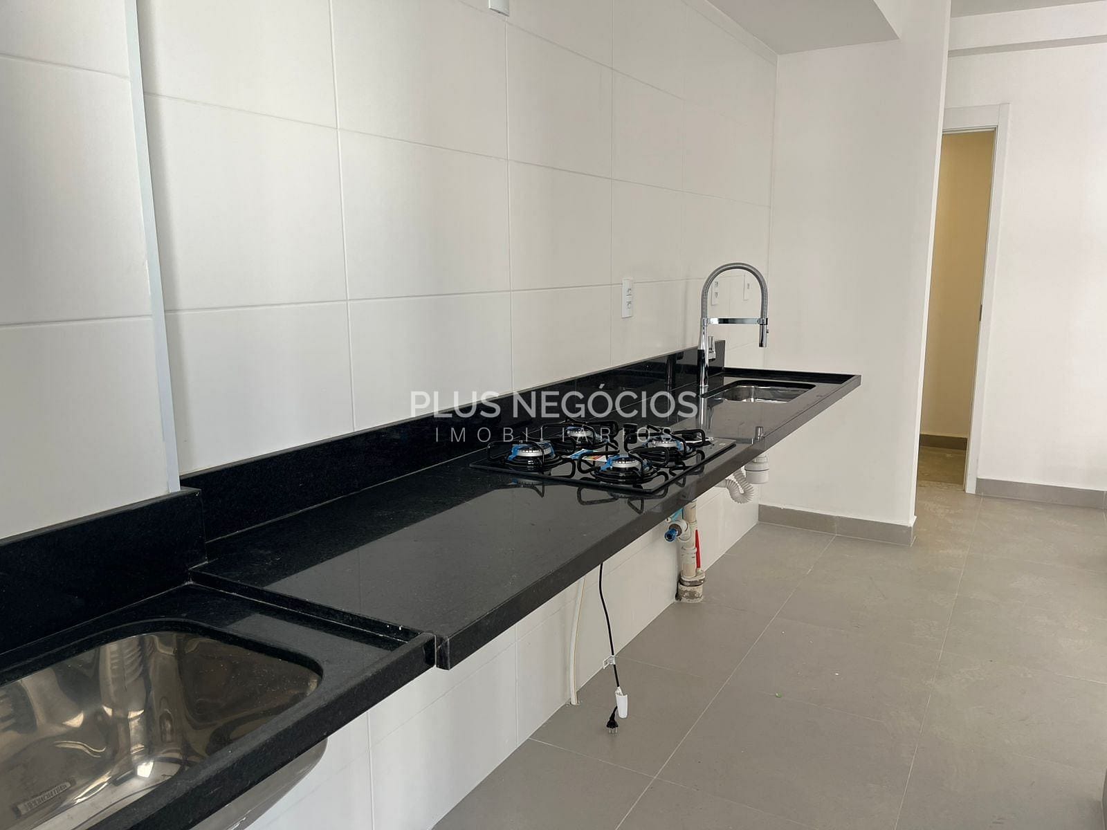 Apartamento à venda com 1 quarto, 44m² - Foto 17