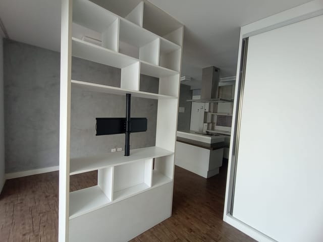 Studio 1 quarto e 1 banheiro, à venda, no bairro Cambuci em São Paulo