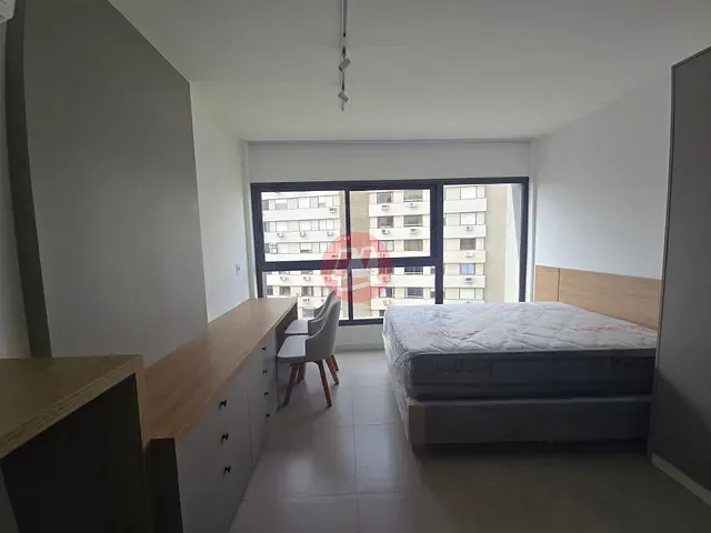 Studio para alugar, no bairro Independência em Porto Alegre