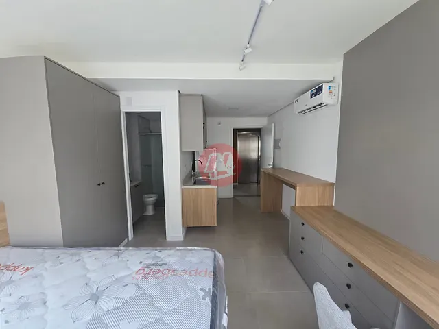Studio para alugar, no bairro Independência em Porto Alegre