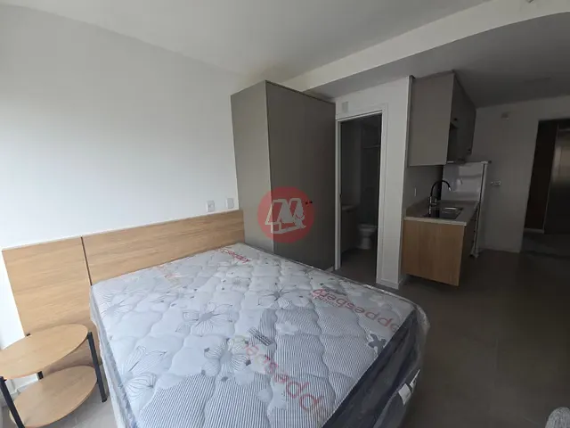 Studio para alugar, no bairro Independência em Porto Alegre