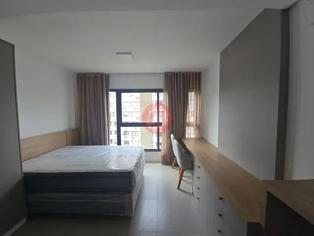 Studio para alugar, no bairro Independência em Porto Alegre