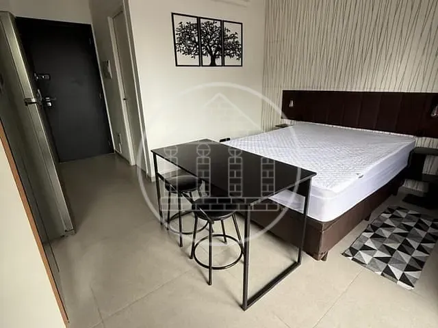 Studio 1 quarto e 1 banheiro, para alugar, no bairro Vila Cordeiro em São Paulo