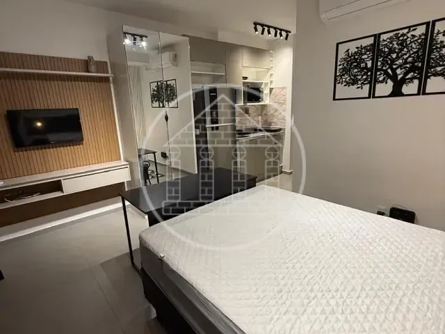 Studio 1 quarto e 1 banheiro, para alugar, no bairro Vila Cordeiro em São Paulo