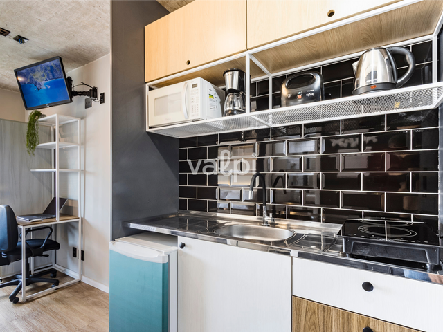 Studio com 29m² 1 quarto e 1 banheiro, para alugar, no bairro Santa Cecília em Porto Alegre