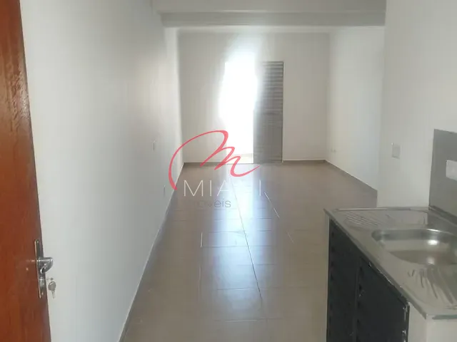 Studio 1 quarto e 1 banheiro, para alugar, no bairro Jardim Trussardi em São Paulo
