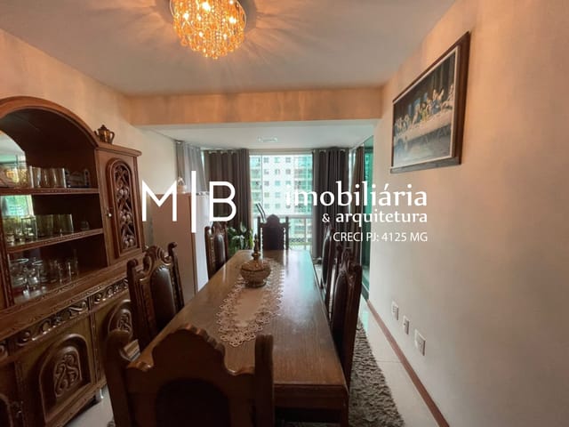 Studio 3 quartos e 2 banheiros, à venda, no bairro CENTRO em UBÁ