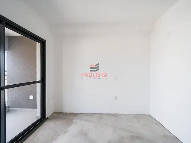 Studio 1 quarto e 1 banheiro, à venda ou para alugar, no bairro Vila Firmiano Pinto em São Paulo