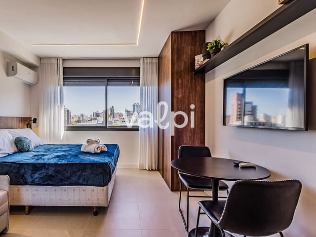 Studio com 38m² 1 quarto e 1 banheiro, para alugar, no bairro Bela Vista em Porto Alegre