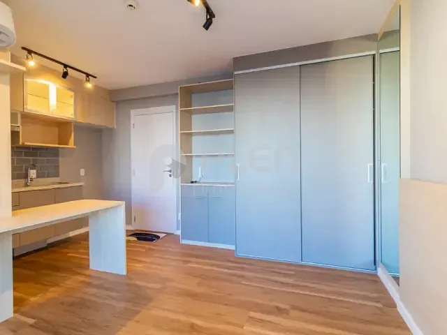 Studio 1 quarto e 1 banheiro, para alugar, no bairro Moema em São Paulo