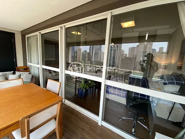 Studio 1 quarto e 2 banheiros, para alugar, no bairro Itaim Bibi em São Paulo