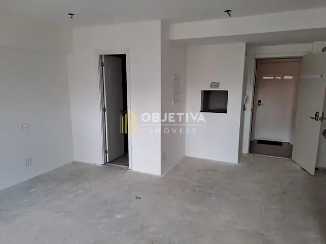 Studio 1 quarto e 1 banheiro, à venda, no bairro Chácara das Pedras em Porto Alegre