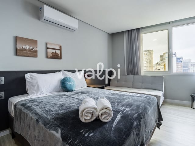 Studio com 44m² 1 quarto e 1 banheiro, para alugar, no bairro Centro Histórico em Porto Alegre