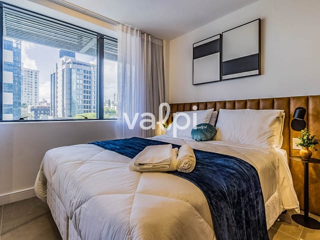 Studio com 43m² 1 quarto e 1 banheiro, para alugar, no bairro Três Figueiras em Porto Alegre