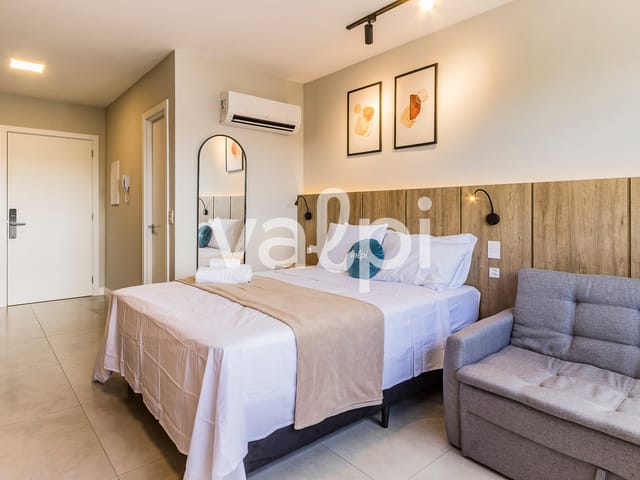 Studio com 35m² 1 quarto e 1 banheiro, para alugar, no bairro Cidade Baixa em Porto Alegre