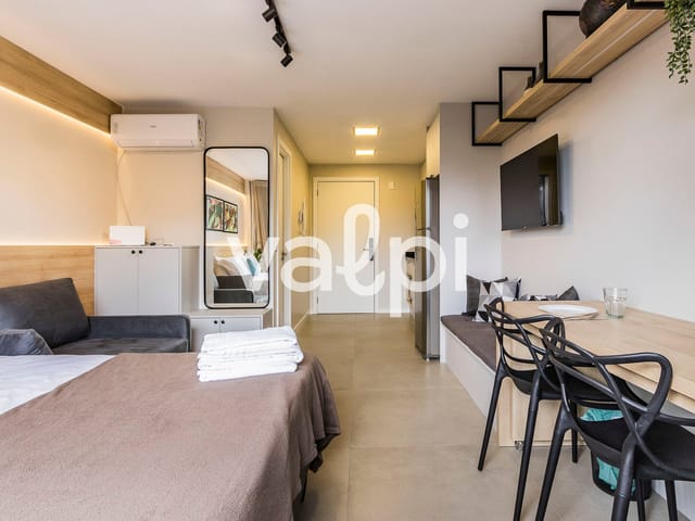 Studio com 42m² 1 quarto e 1 banheiro, para alugar, no bairro Cidade Baixa em Porto Alegre